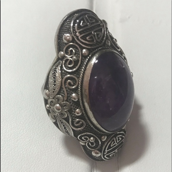 Jewelry - Vintage Amethyst Ring